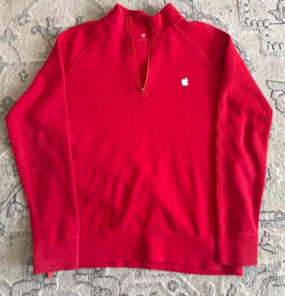 Apple Store Employee Red 1/4 Zip Pullover Sweatshirt Size M